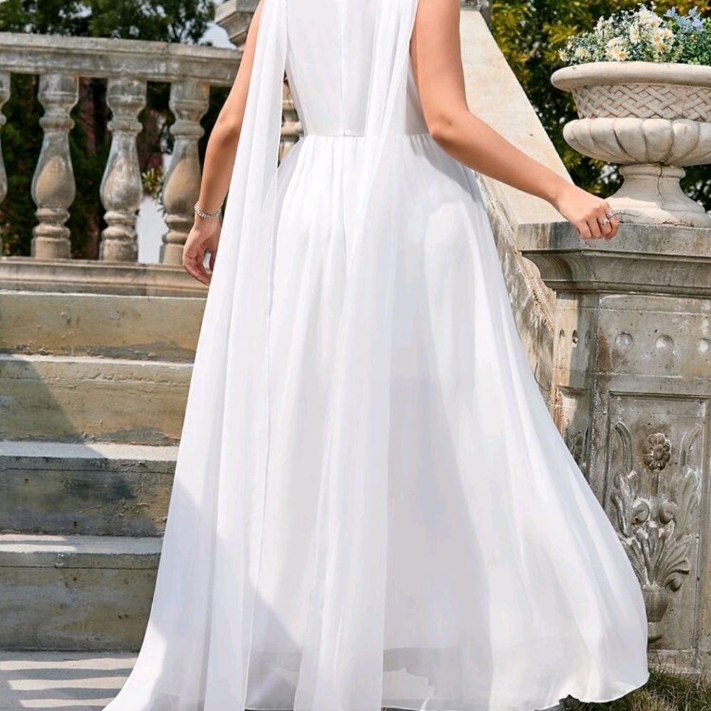 Elegant White Sleeveless Maxi Dress 2X - Picture 4 of 5